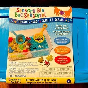 Sensory bin ocean & sand